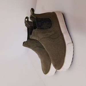 Cat & Jack Shoes